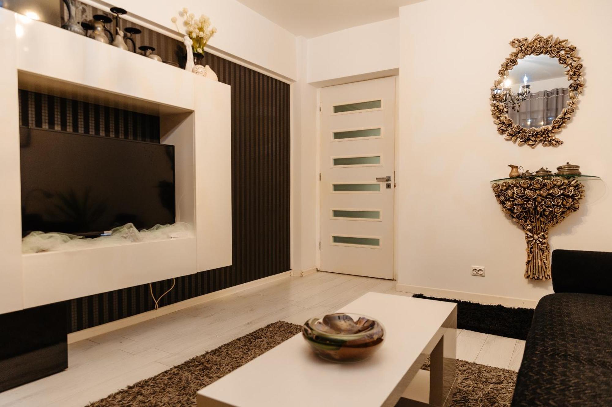 Glamour Ultracentral Craiova Bagian luar foto