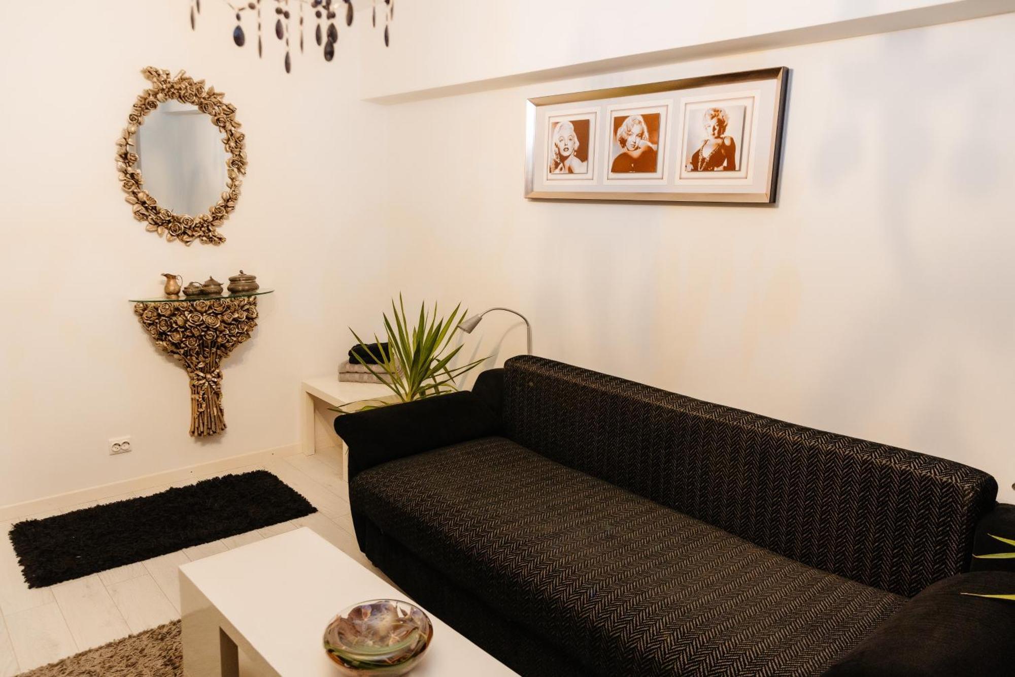 Glamour Ultracentral Craiova Bagian luar foto