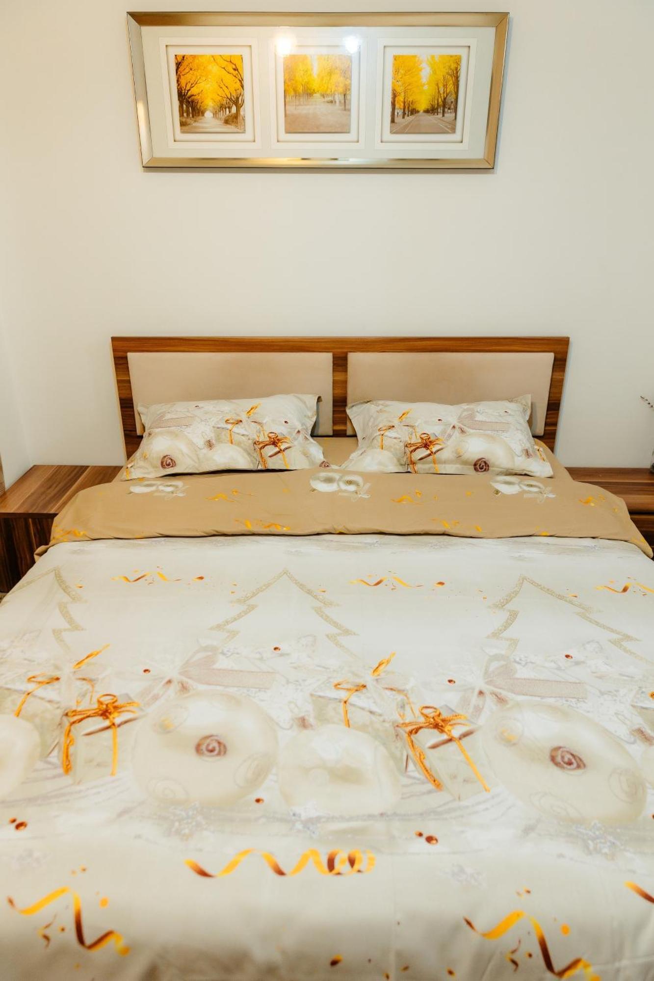 Glamour Ultracentral Craiova Bagian luar foto