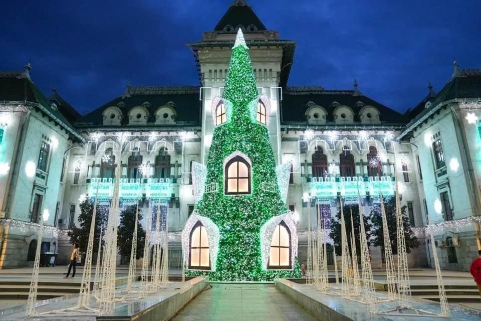 Glamour Ultracentral Craiova Bagian luar foto